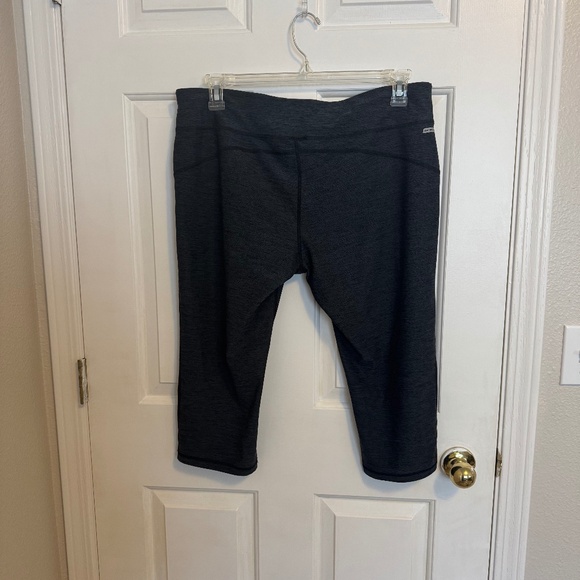 Danskin Now Performance Dri More Melange Capri Sport Tight Legging Size XL - Picture 4 of 10